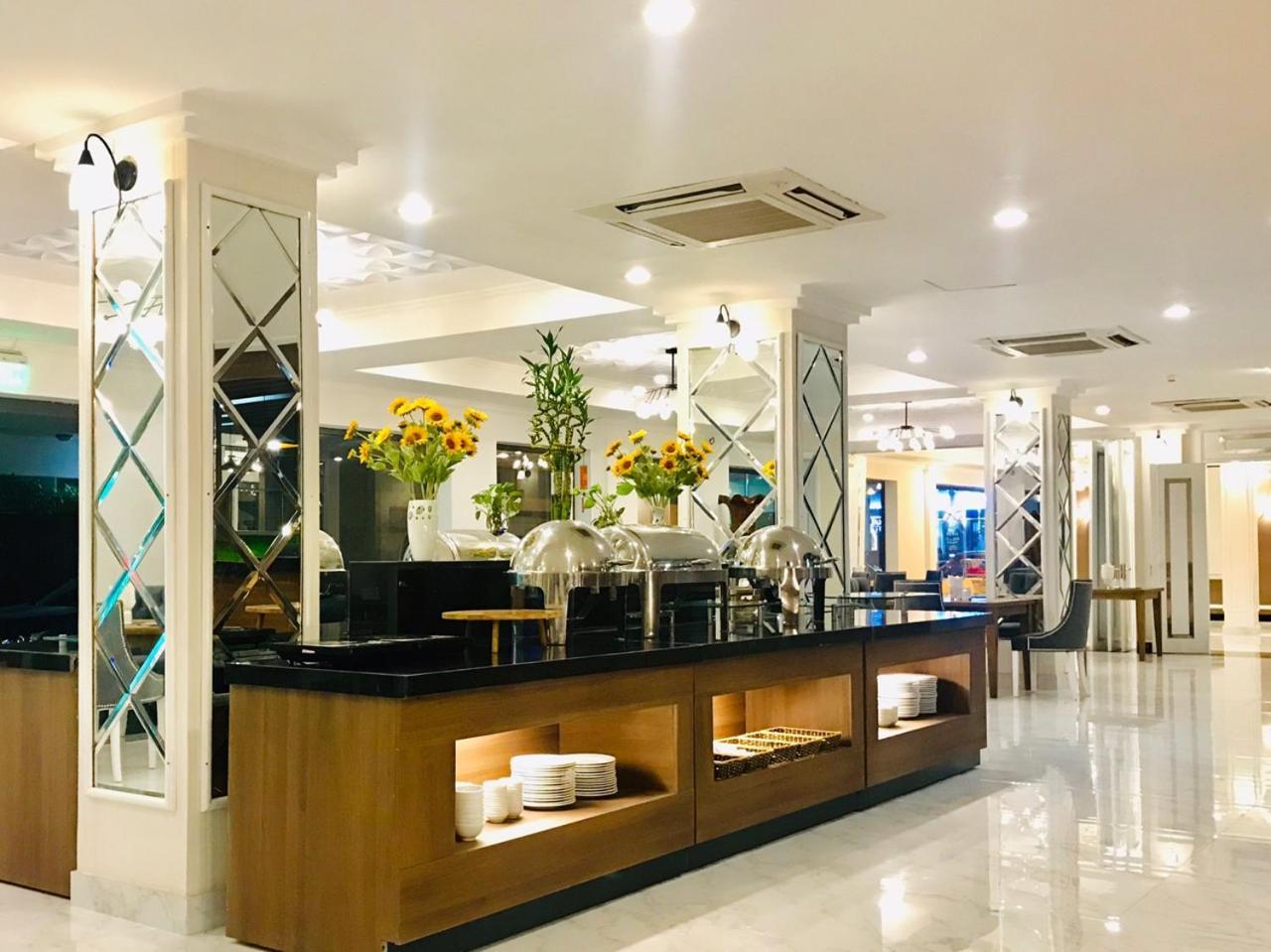 Saigon Tourane Hotel Дананг Екстер'єр фото
