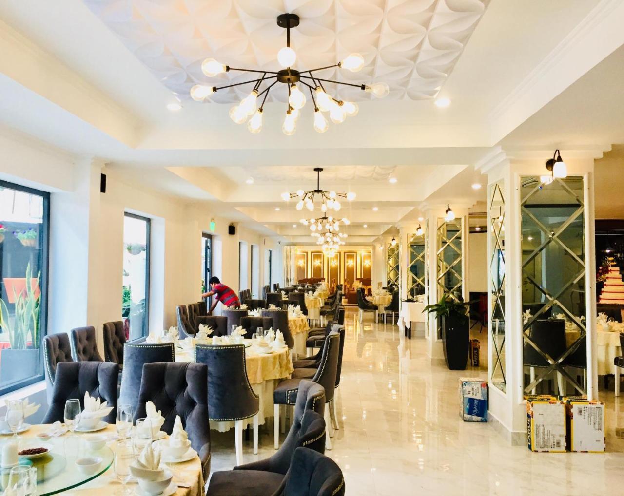 Saigon Tourane Hotel Дананг Екстер'єр фото